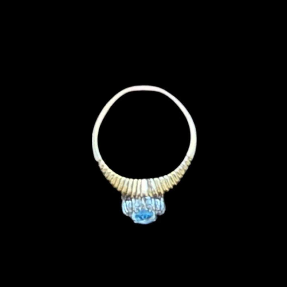 Vintage 14K Yellow Gold Marquise Blue Topaz and Diamond Halo Ring Size 6.5